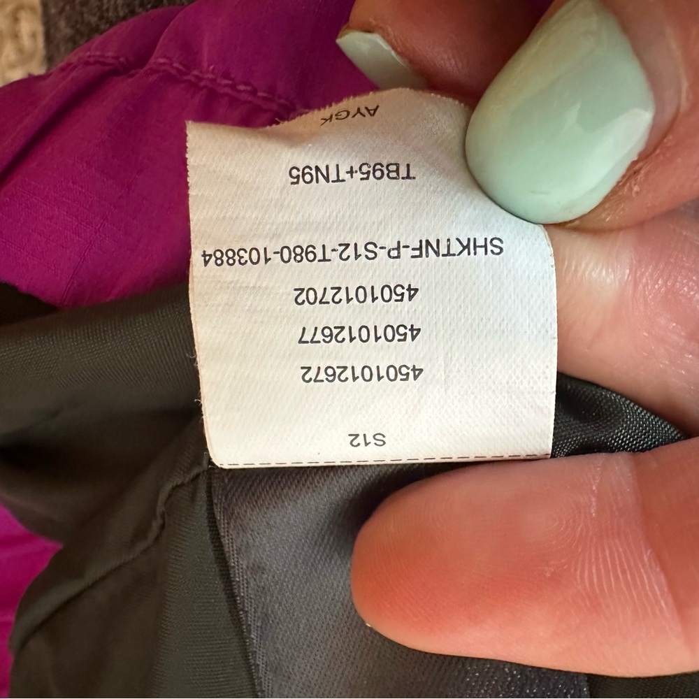 The North Face Magenta Jacket Women’s Medium - Picture 9 of 9